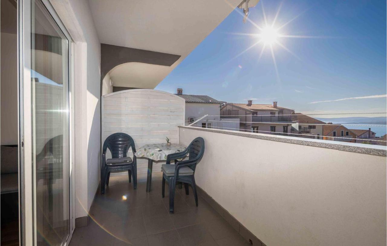 Stunning Apartment In Crikvenica With Wifi מראה חיצוני תמונה