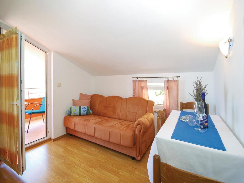 Stunning Apartment In Crikvenica With Wifi מראה חיצוני תמונה