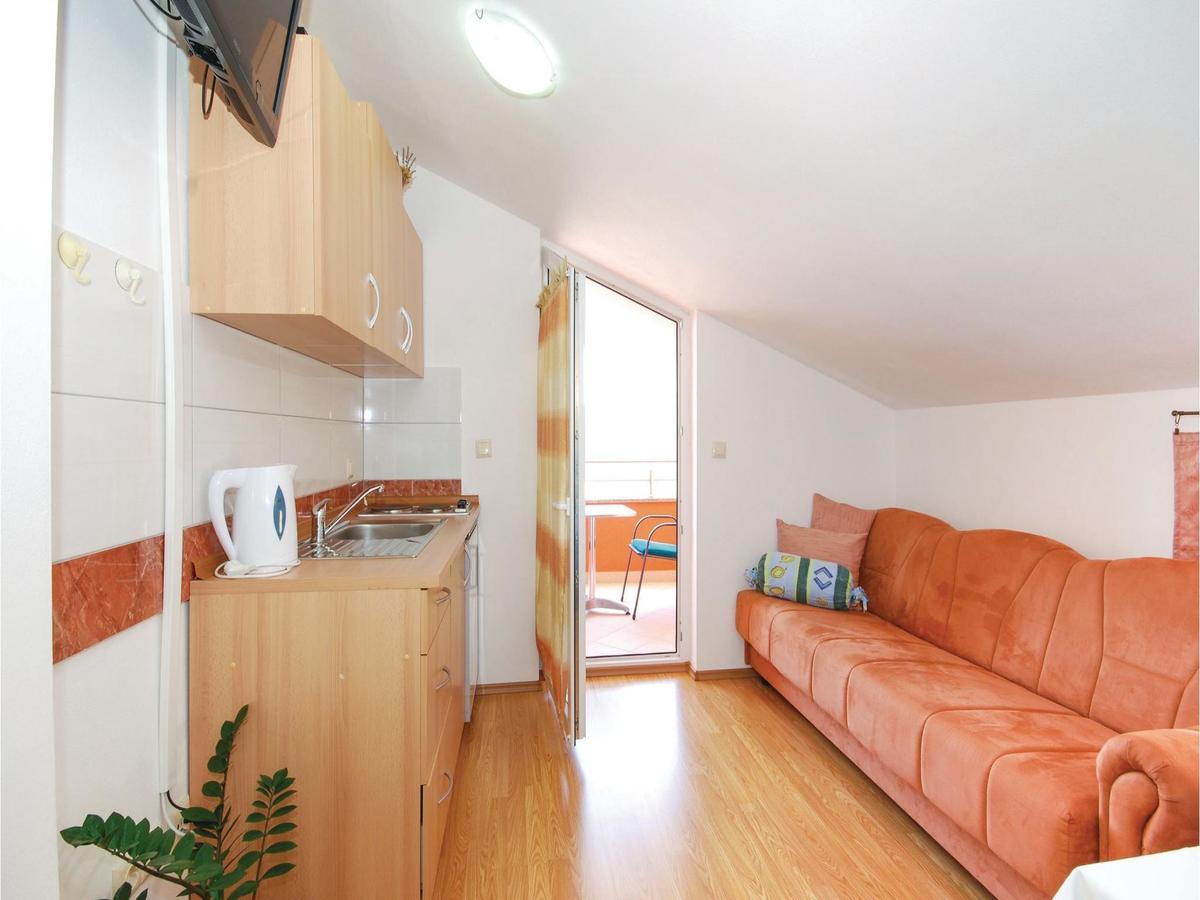Stunning Apartment In Crikvenica With Wifi מראה חיצוני תמונה