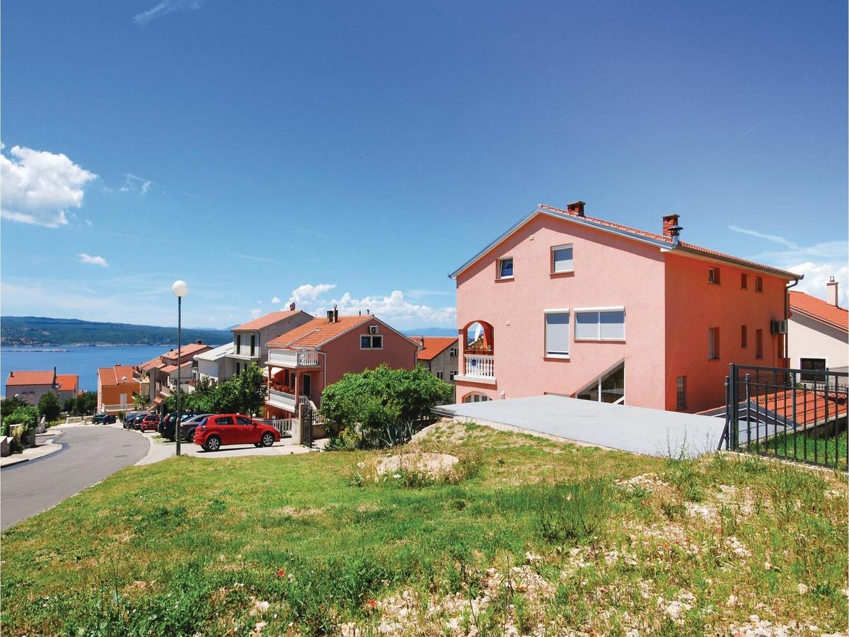 Stunning Apartment In Crikvenica With Wifi מראה חיצוני תמונה